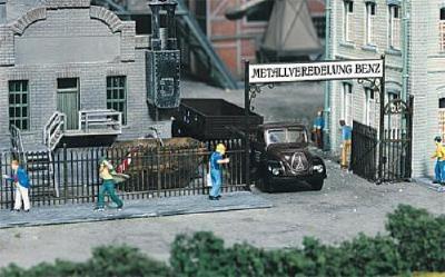 鉄のフェンス　ゲート付き　1045mm