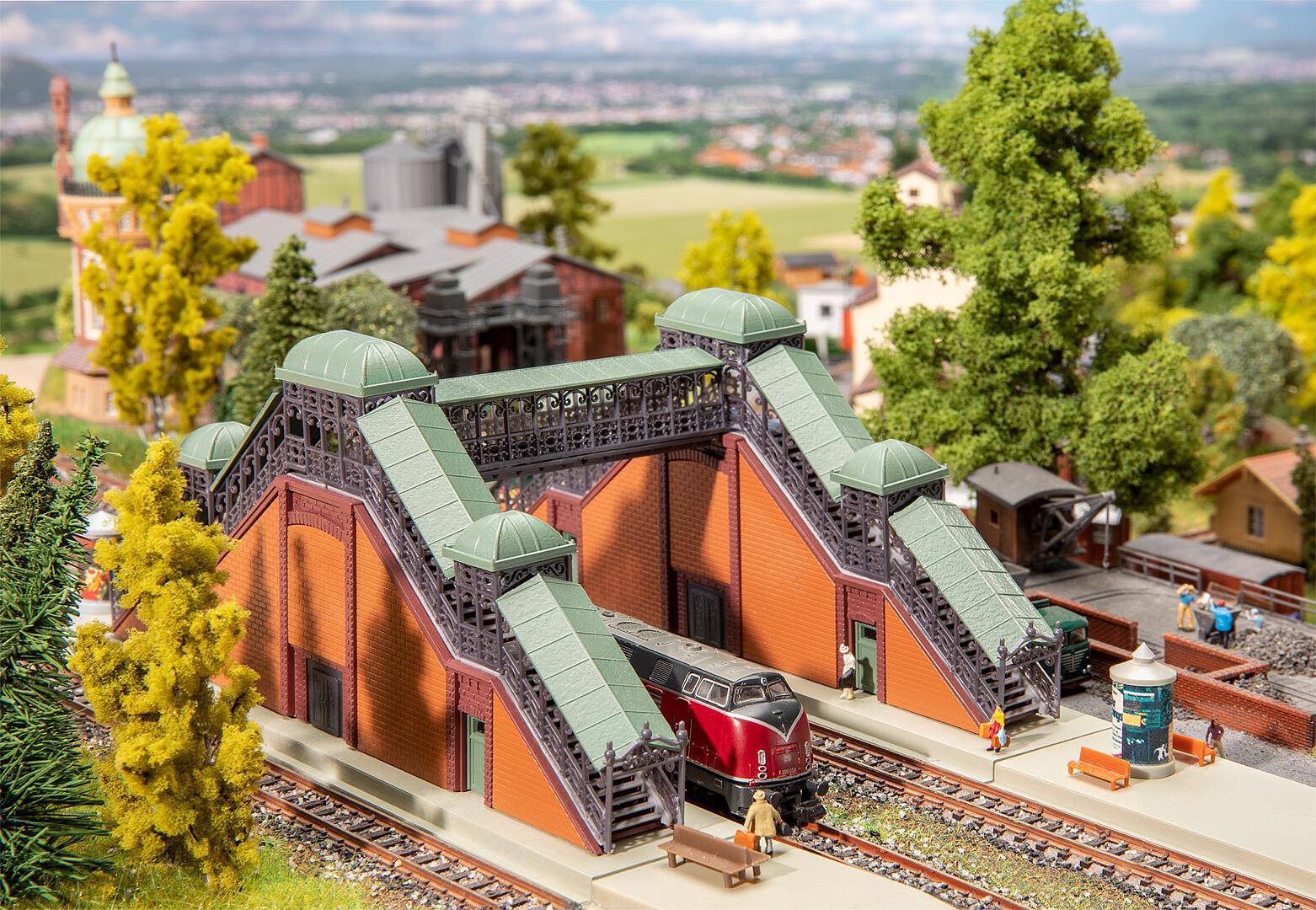 【年末年始SALE】跨線橋