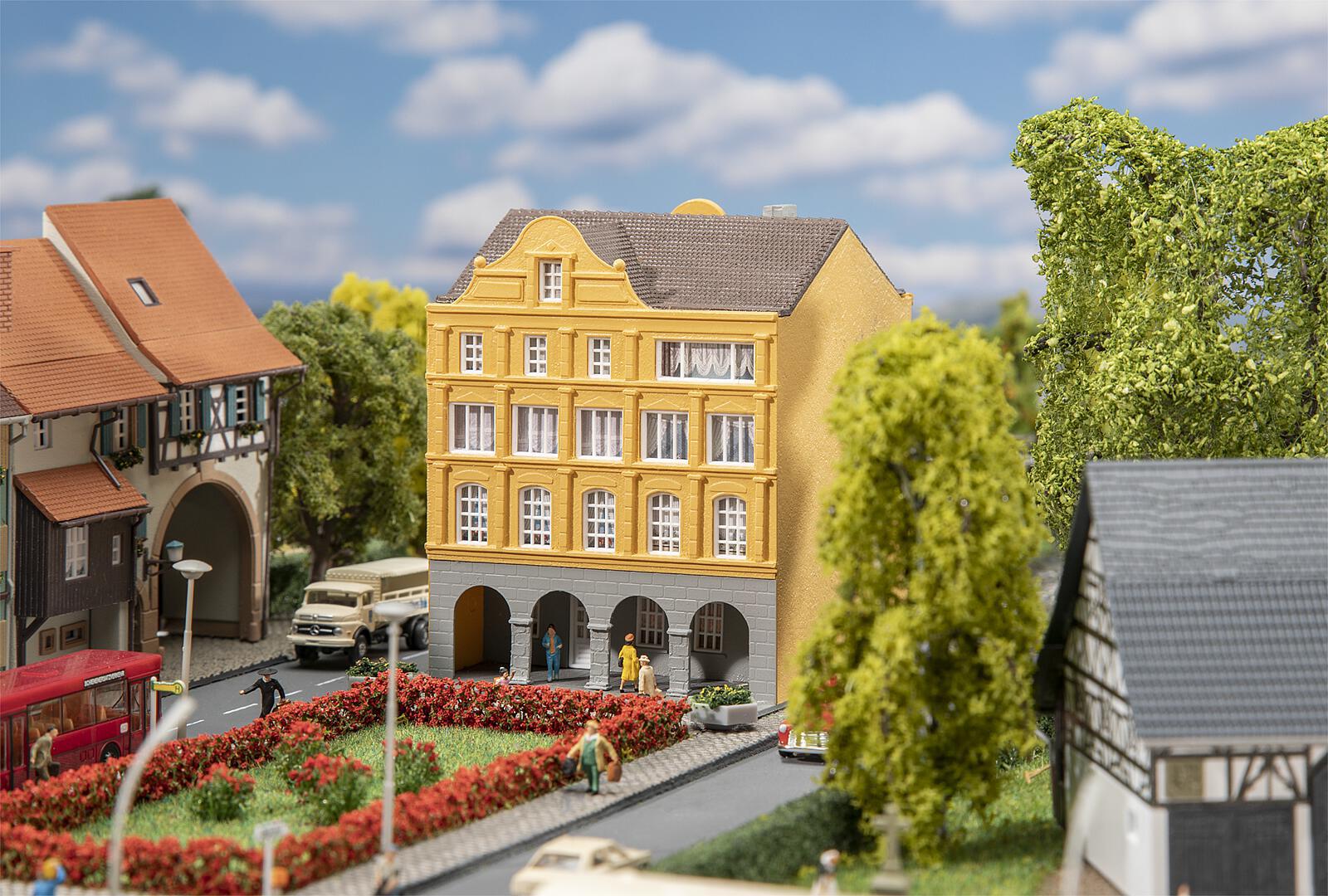 【年末年始SALE】アーケード付きタウンハウス