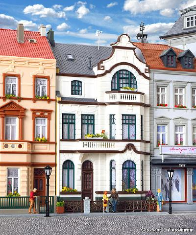 【年末年始SALE】（HO）スタジオ付きタウンハウス