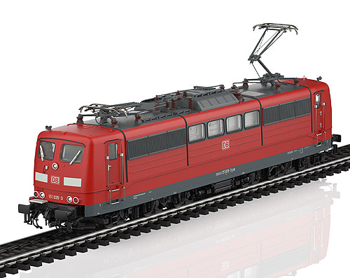 EL BR 151 035-3 Verkehrsrot DBAG Ep6 mfx Sound