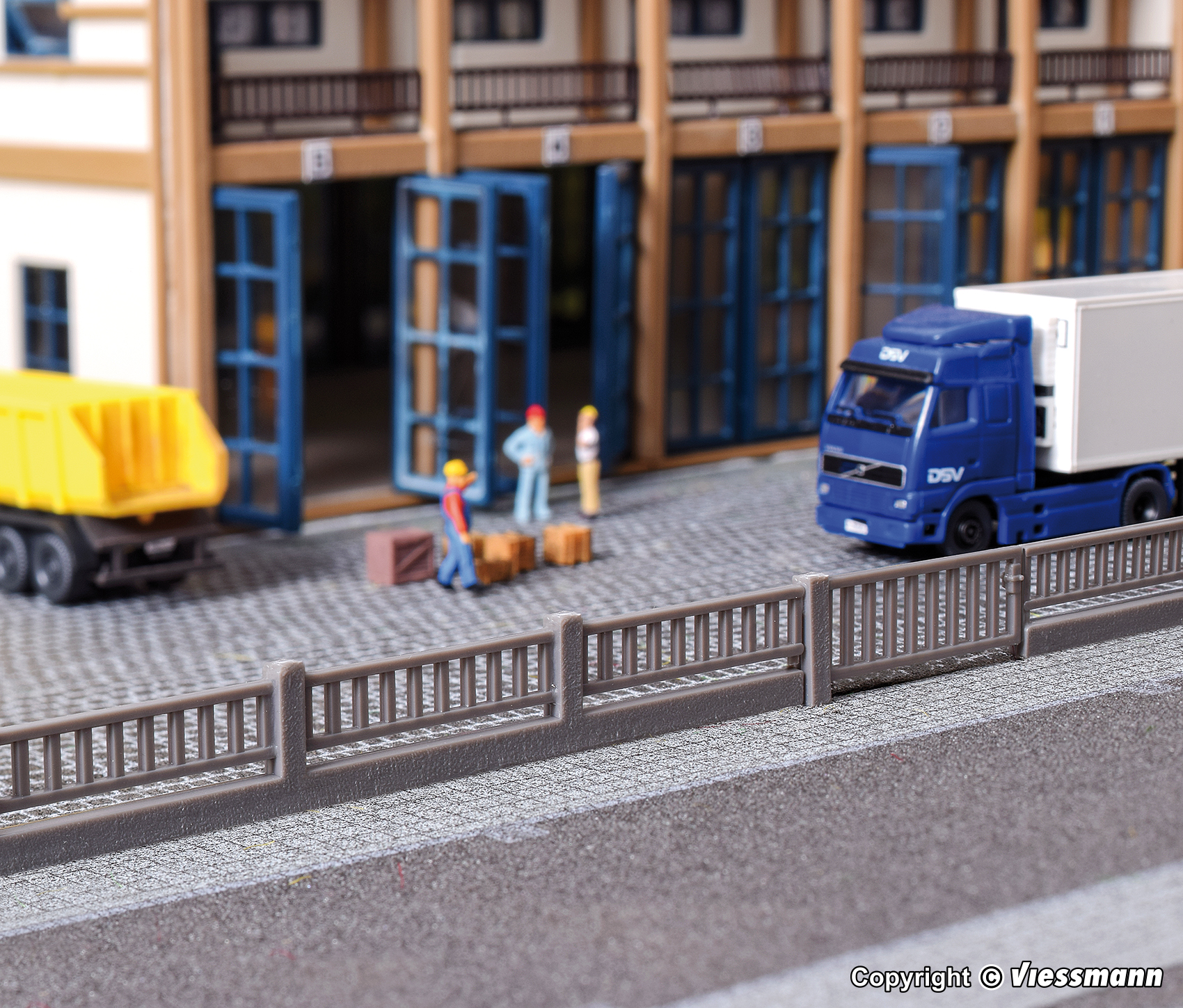 【年末年始SALE】フェンス L 128 x W 2 x H 11 mm