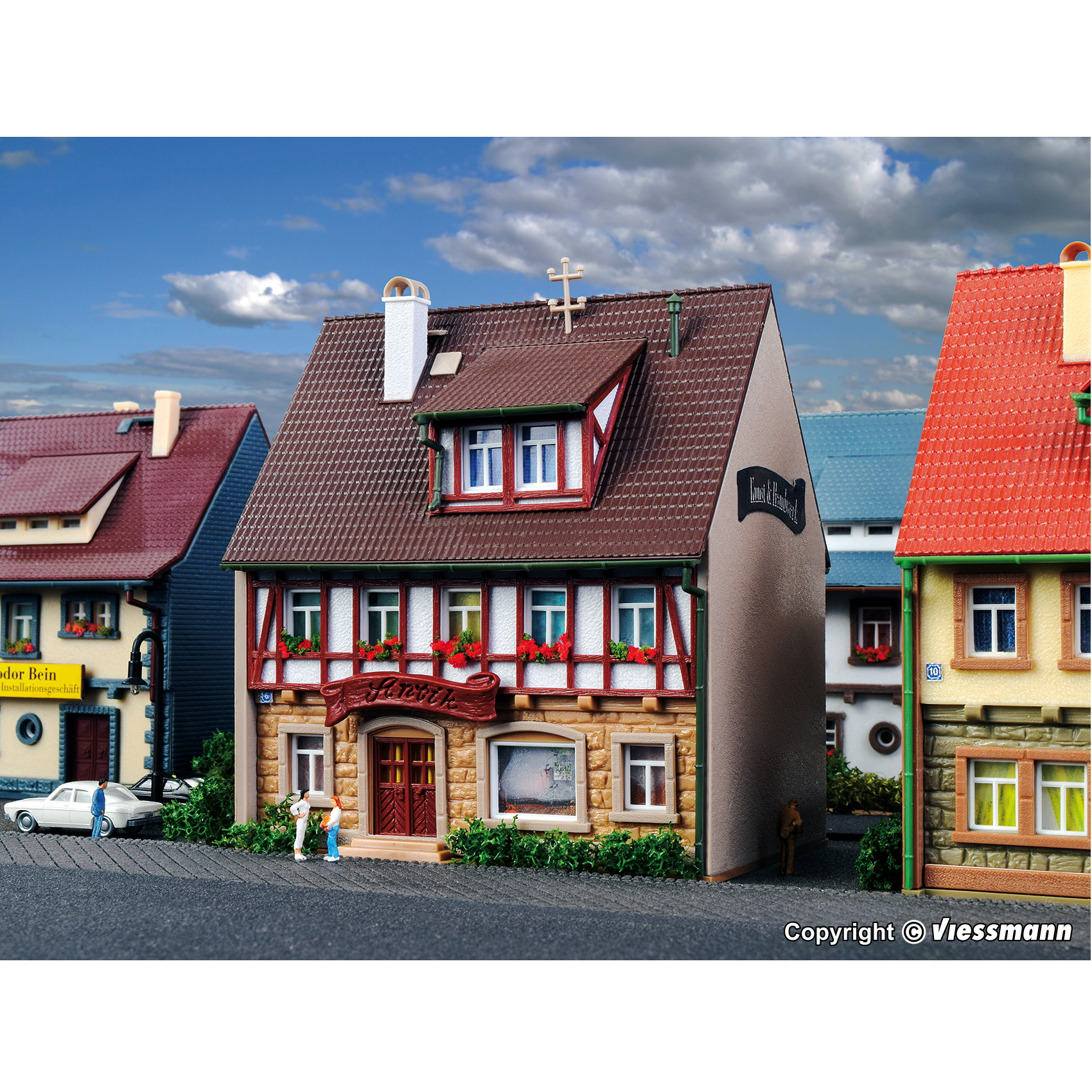 骨董店 Marktstrasse 4